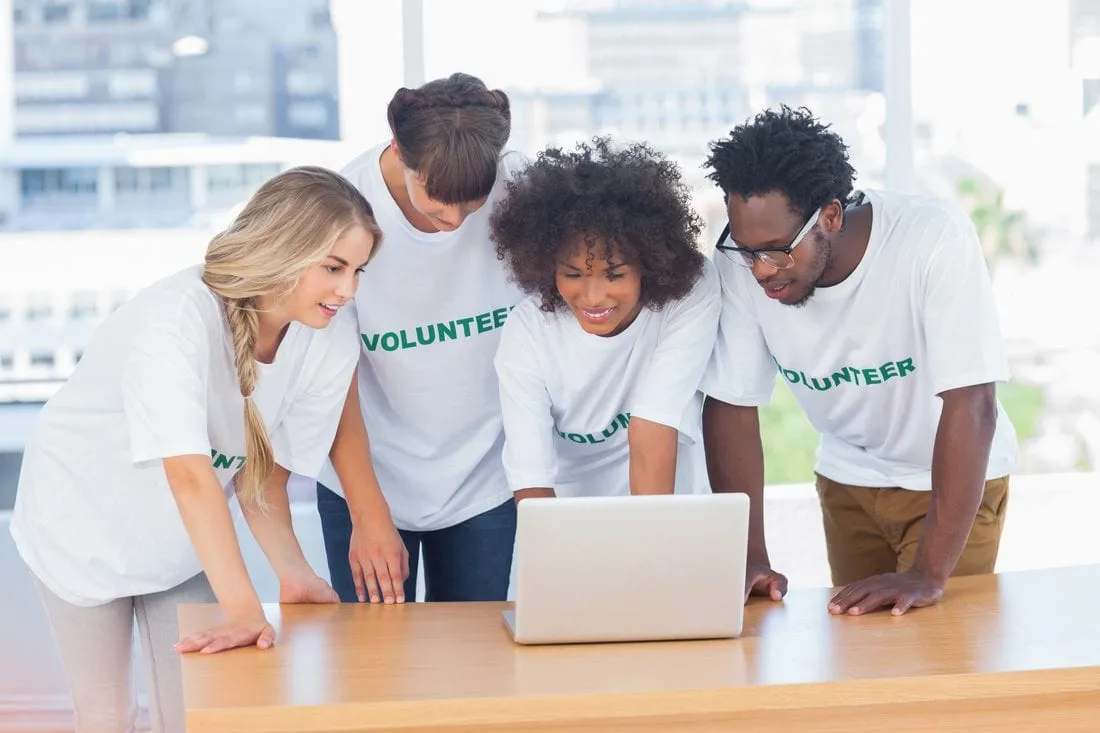 Using Digital Ads to Boost Volunteer Sign-Ups: 6 Tips
