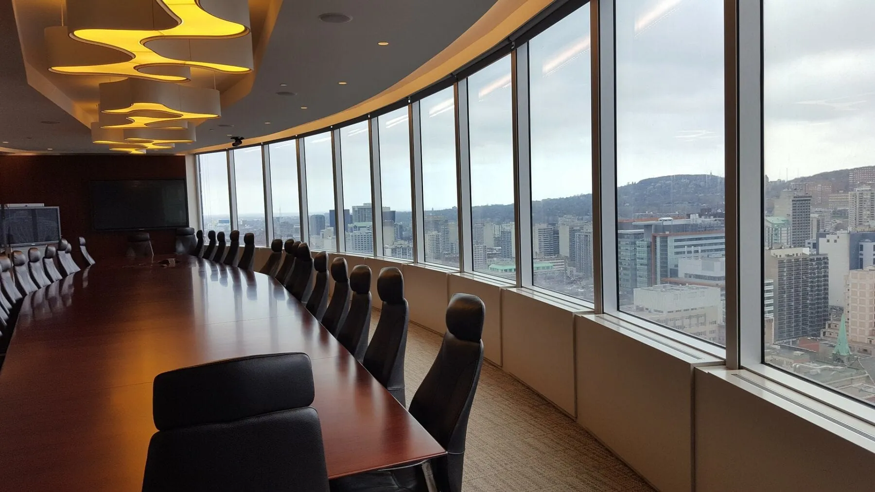 Building a Strong Nonprofit Board of Directors: 14 Key Strategies
